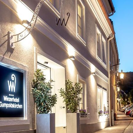 Winzerhotel Гумпольдскирхен Экстерьер фото