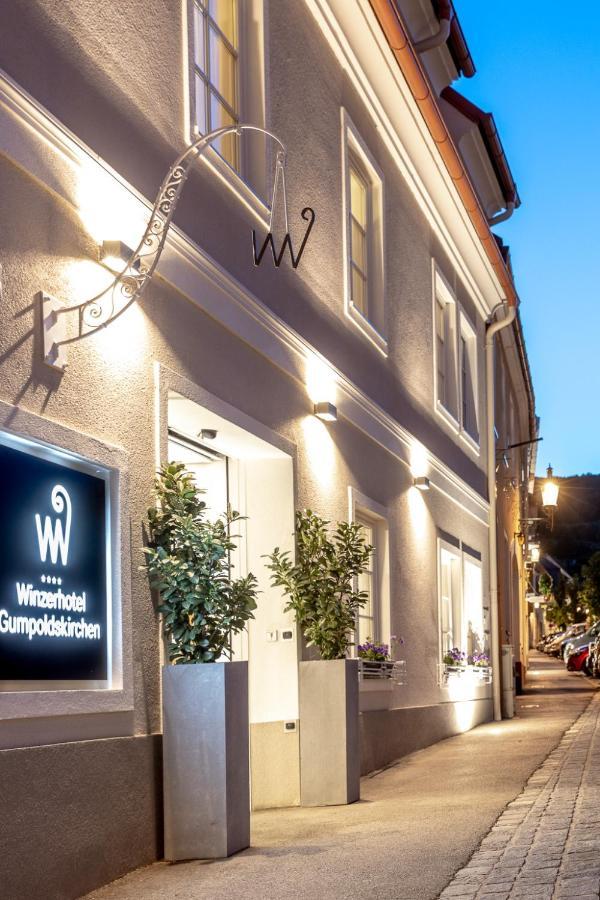 Winzerhotel Гумпольдскирхен Экстерьер фото